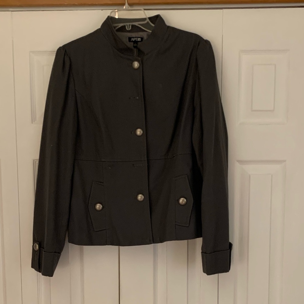 Like new Apt 9 gray jacket/blazer